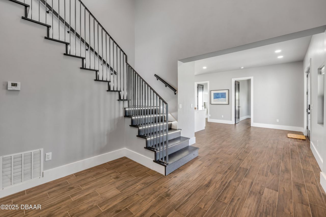 1707 N Peninsula Avenue, New Smyrna Beach, FL 32169 Photo