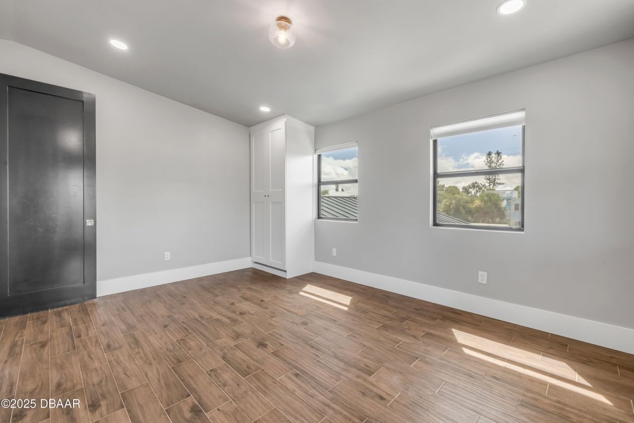 1707 N Peninsula Avenue, New Smyrna Beach, FL 32169 Photo