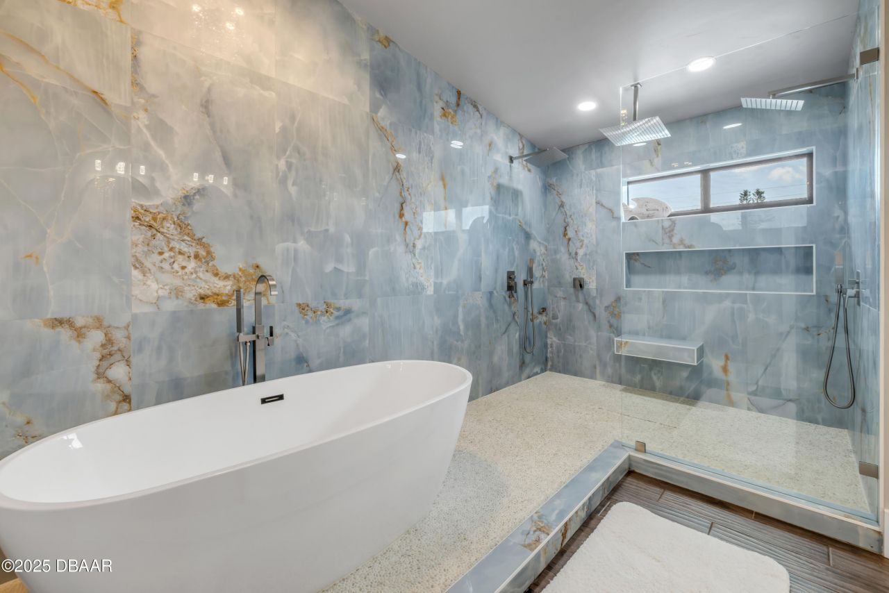 1707 N Peninsula Avenue, New Smyrna Beach, FL 32169 Photo