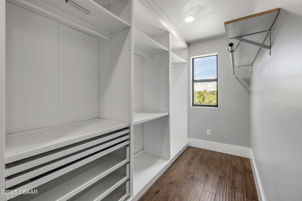 1707 N Peninsula Avenue, New Smyrna Beach, FL 32169 Photo