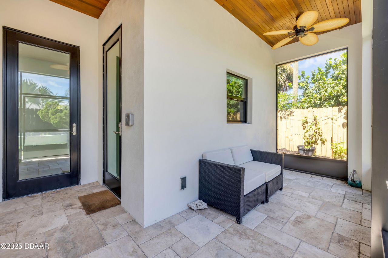 1707 N Peninsula Avenue, New Smyrna Beach, FL 32169 Photo