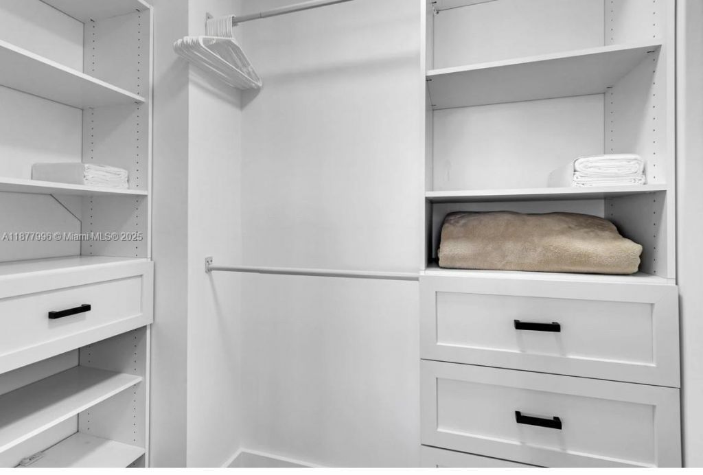 2555 Collins Ave, Unit 2200, Miami Beach, FL 33140 Photo