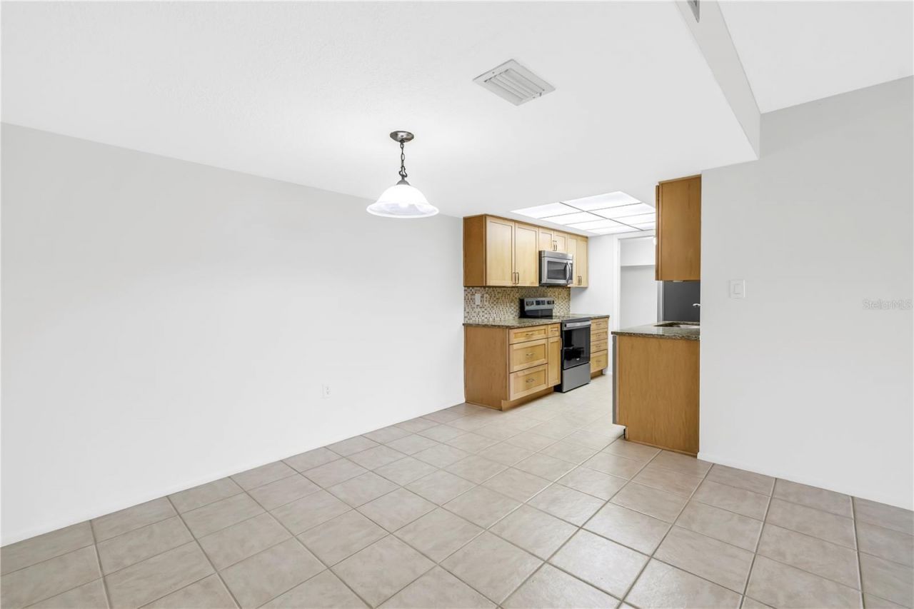 6116 43rd Street W, Unit 104D, Bradenton, FL 34210 Photo