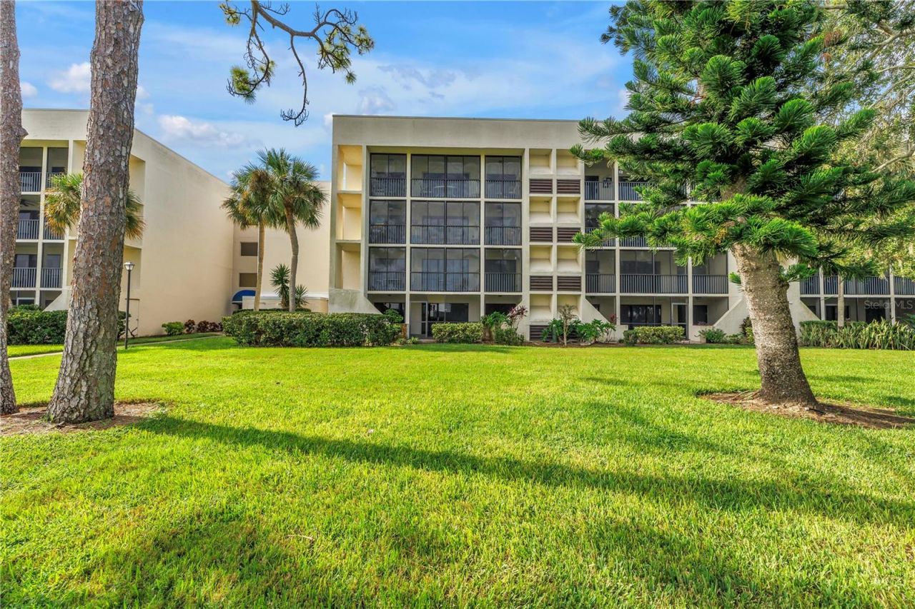 6116 43rd Street W, Unit 104D, Bradenton, FL 34210 Photo