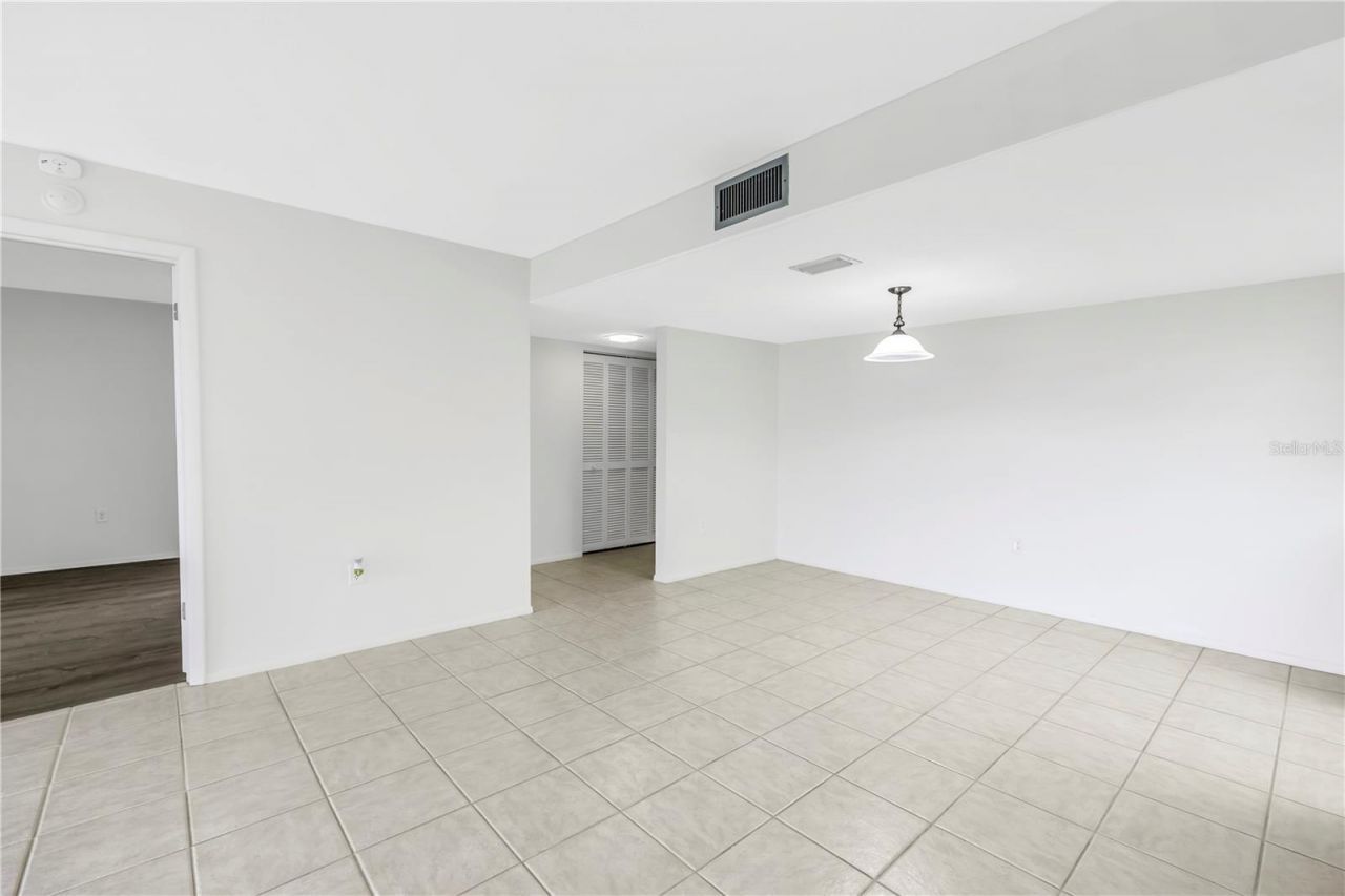 6116 43rd Street W, Unit 104D, Bradenton, FL 34210 Photo