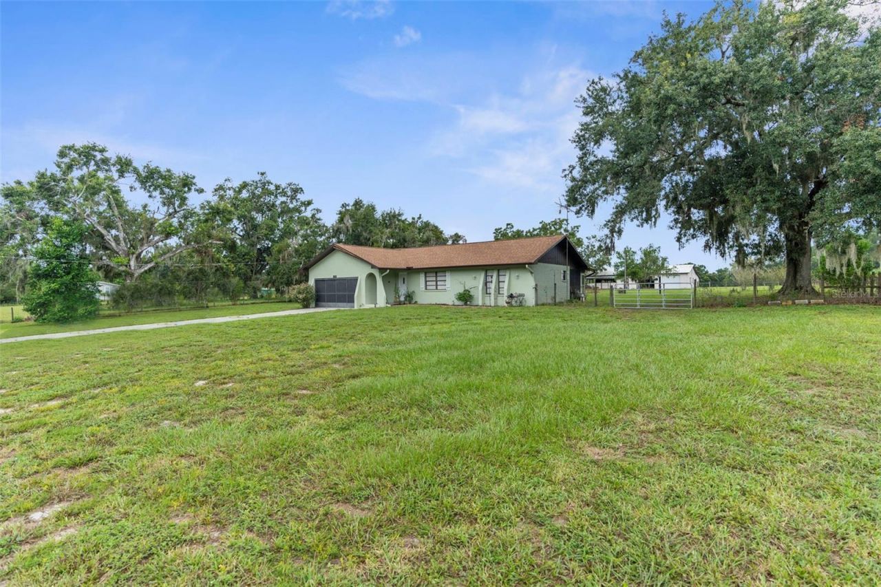 22249 Powell Road, Brooksville, FL 34602 Photo