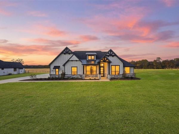 189 Rio Rancho Drive, Decatur, TX 76234