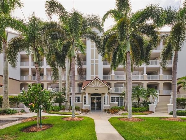 9131 Southmont CV, Unit 205, FORT MYERS, FL 33908