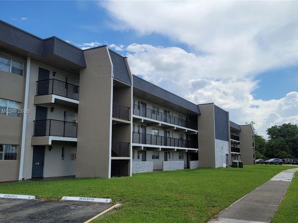 7820 S Colony Cir S, Unit 102, Tamarac, FL 33321