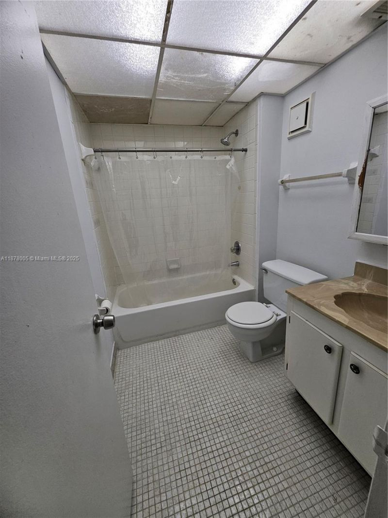 7820 S Colony Cir S, Unit 102, Tamarac, FL 33321 Photo