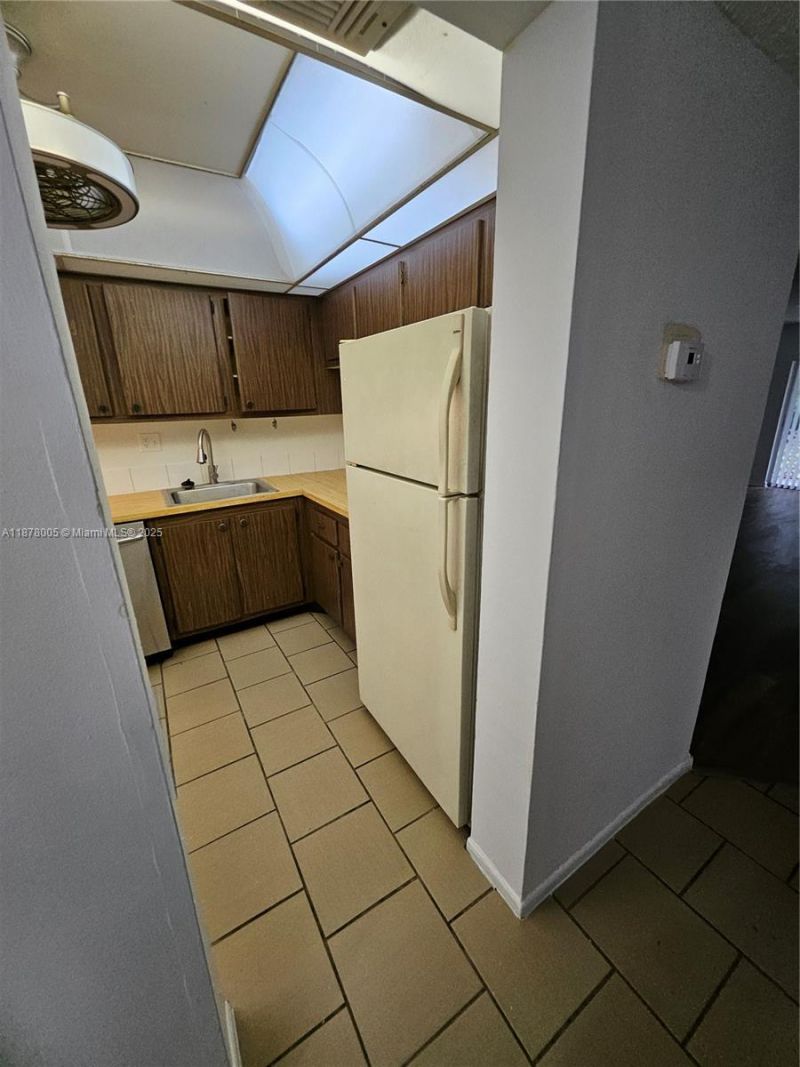 7820 S Colony Cir S, Unit 102, Tamarac, FL 33321 Photo