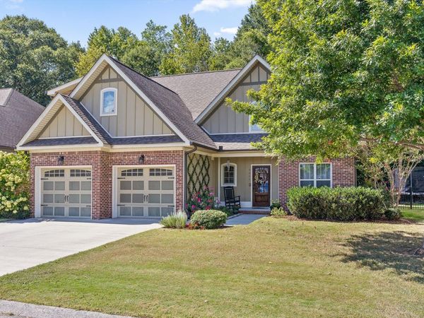 2452 Waterhaven Drive, Chattanooga, TN 37406