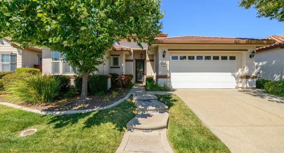 2112 Leighham Dr, Roseville, CA 95747 Photo