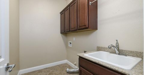 2112 Leighham Dr, Roseville, CA 95747 Photo