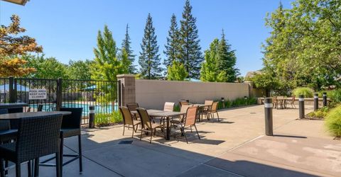 2112 Leighham Dr, Roseville, CA 95747 Photo