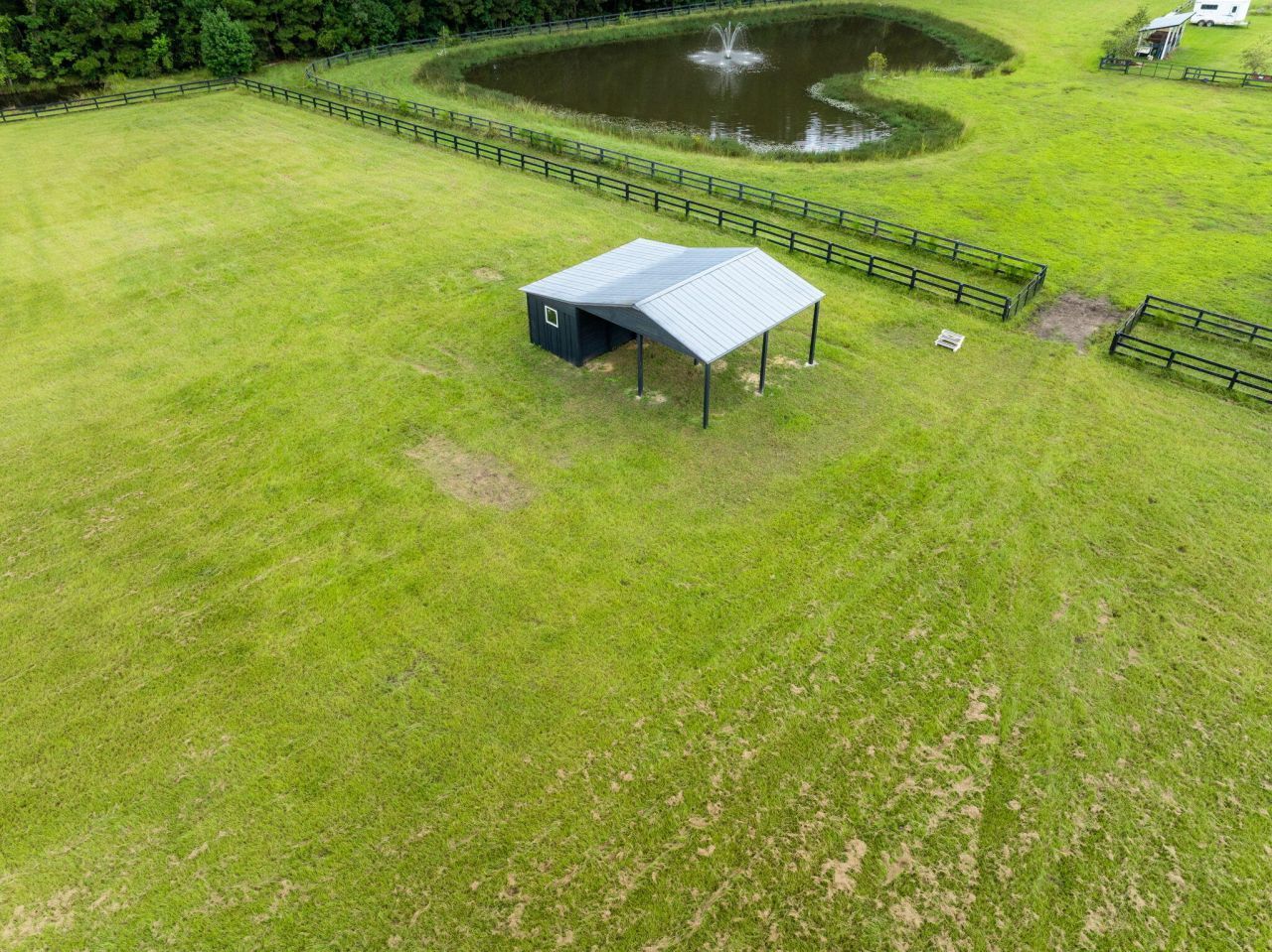 17 Leaning Oak Lane Photo 9