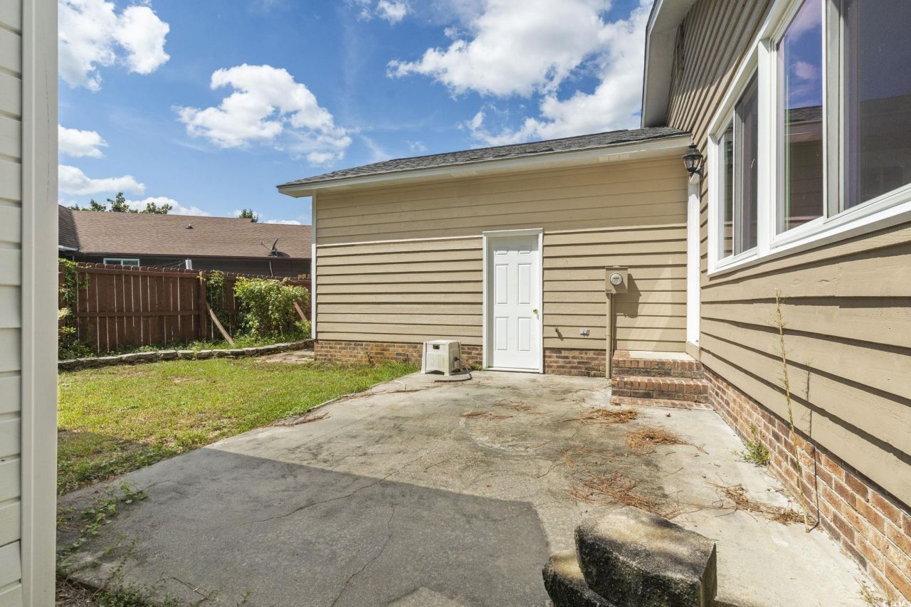 104 Sprucewood Ct. Photo 31