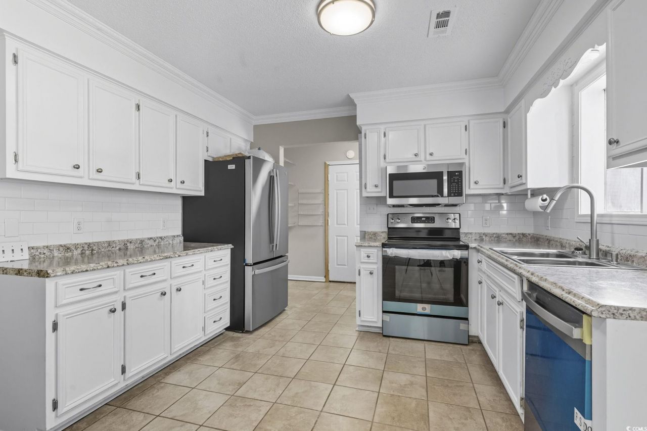 104 Sprucewood Ct. Photo 8