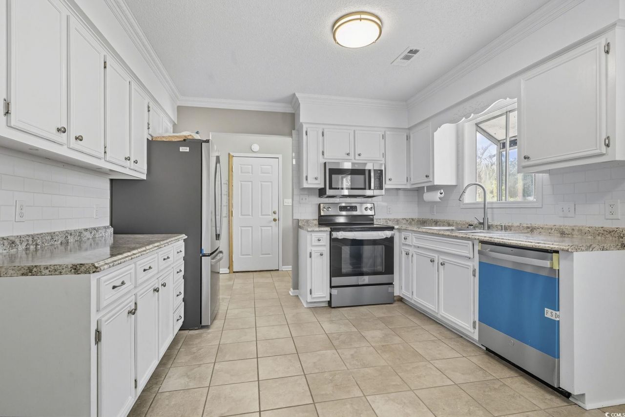 104 Sprucewood Ct. Photo 9