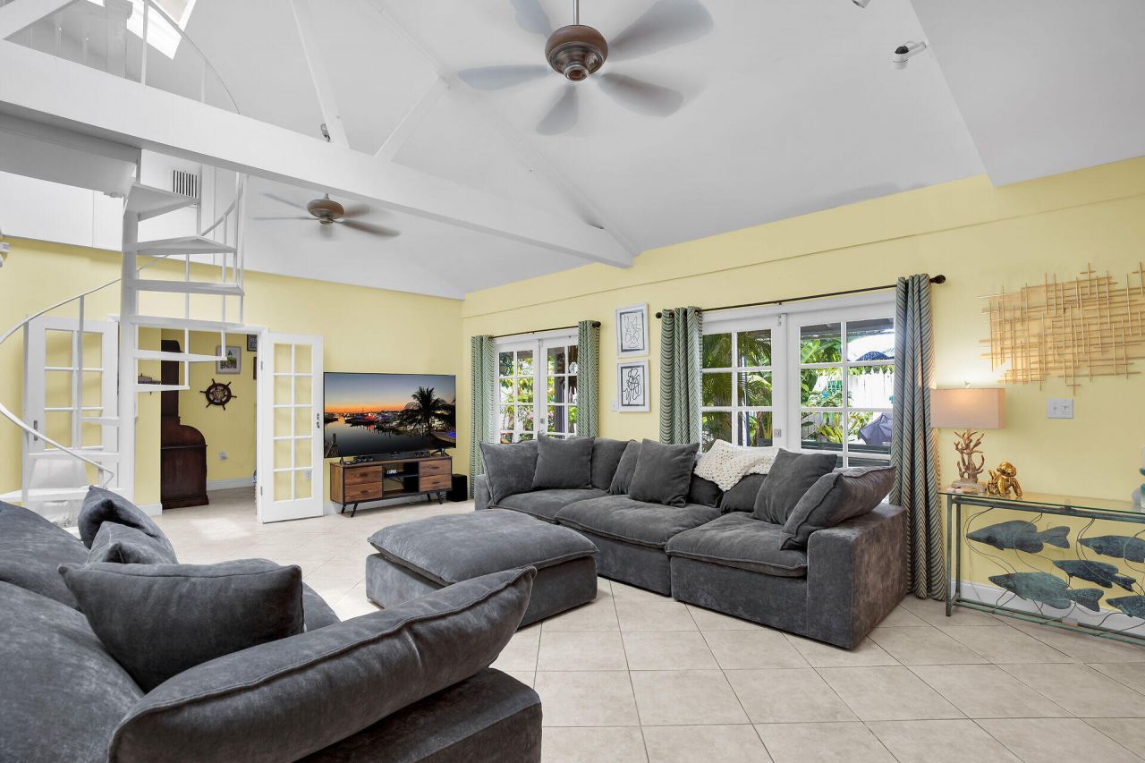 1209 Truman Avenue, Unit 5, Key West, FL 33040 Photo