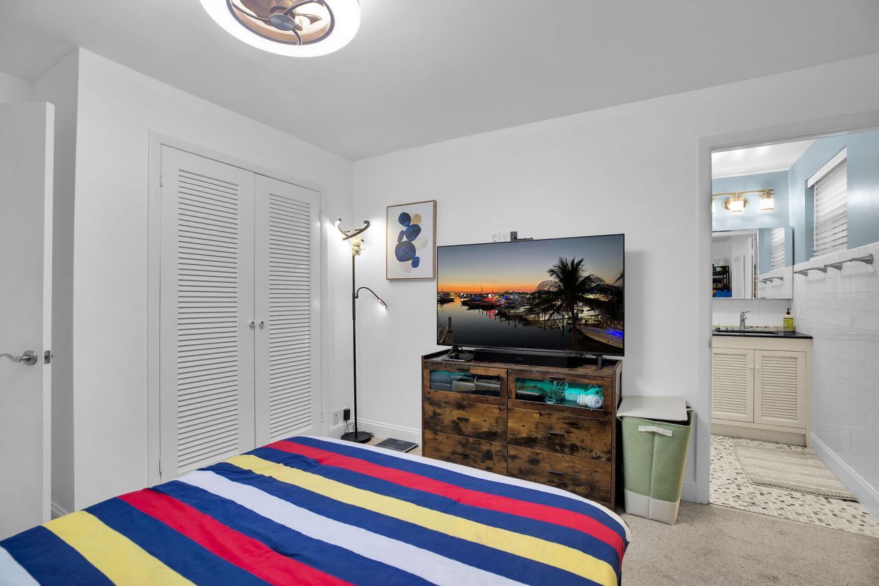 1209 Truman Avenue, Unit 5, Key West, FL 33040 Photo