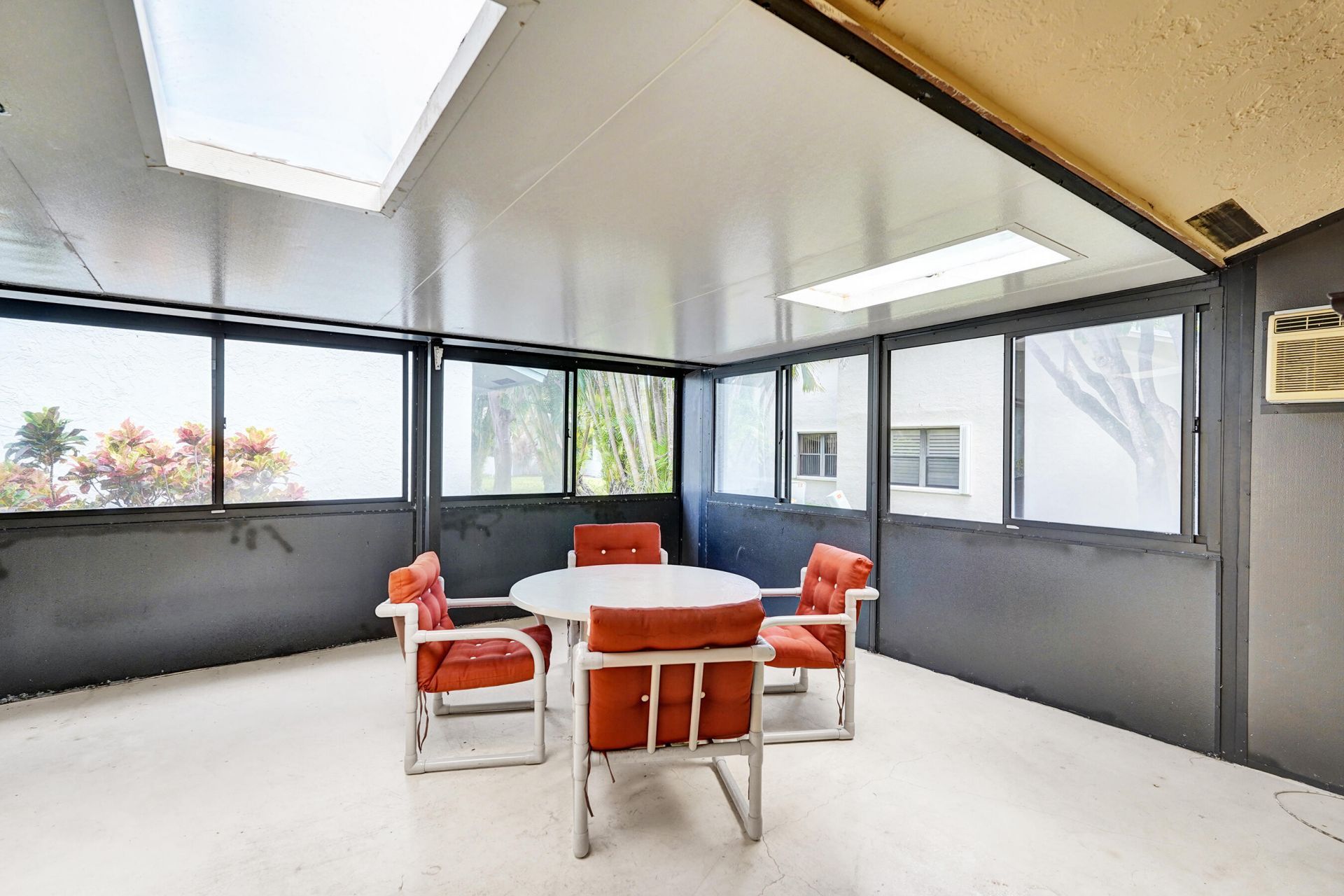 2500 NW 10th Street, Delray Beach, FL 33445 Photo