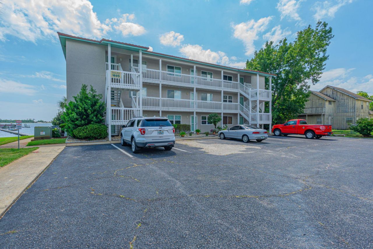 1695 W Highway 98, Unit 102, Mary Esther, FL 32569 Main Photo