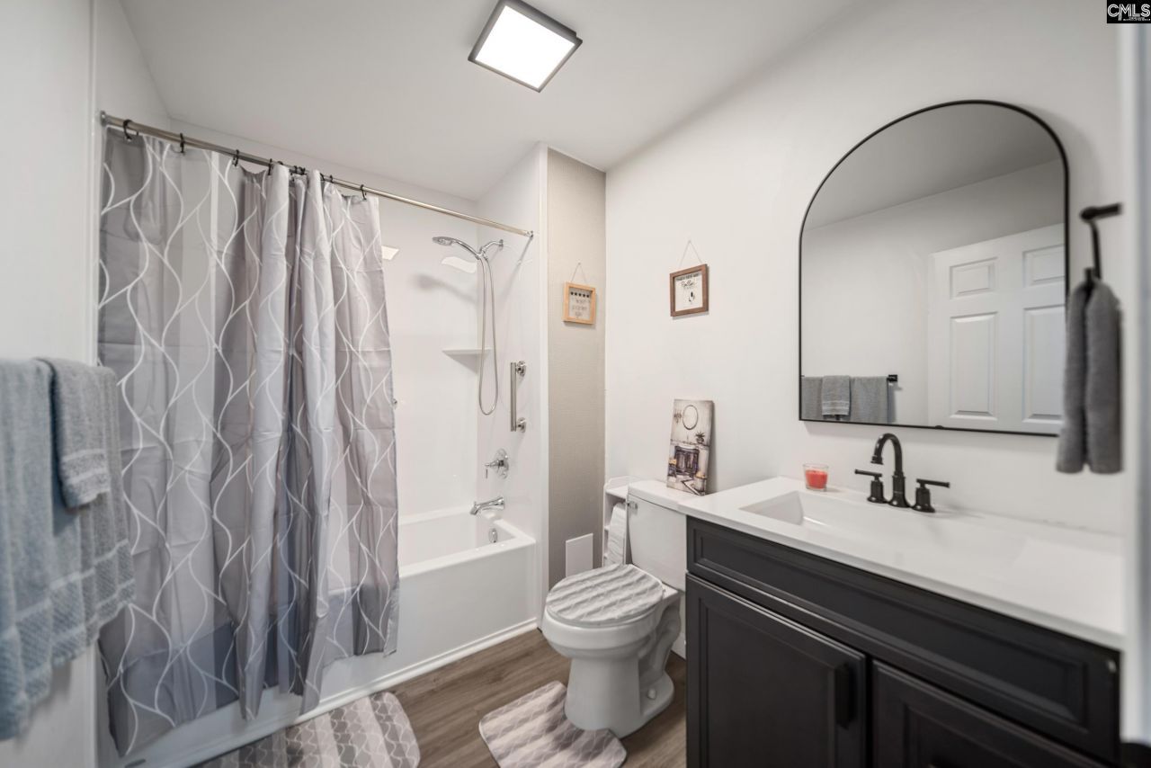 215 Circle H Woods Road Photo 19