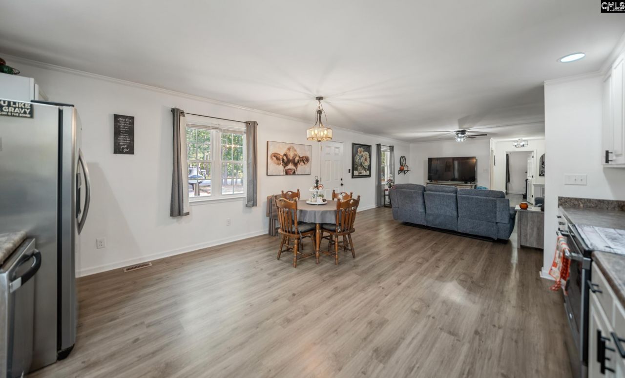 215 Circle H Woods Road Photo 6