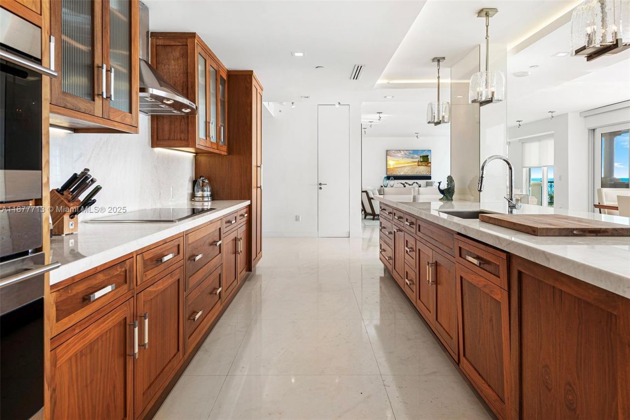 7966 Fisher Island Dr, Unit 7966, Miami Beach, FL 33109 Photo