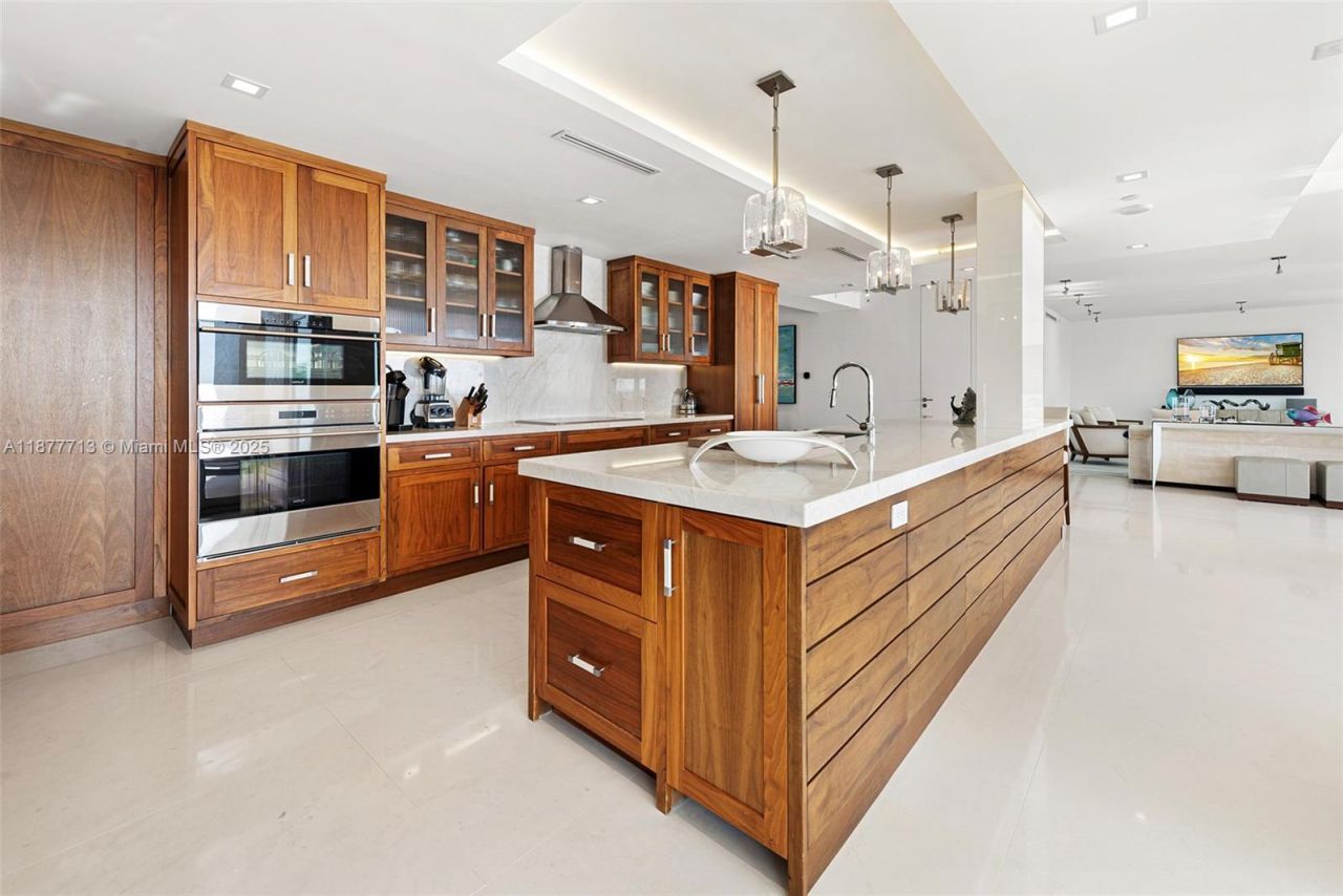 7966 Fisher Island Dr, Unit 7966, Miami Beach, FL 33109 Photo