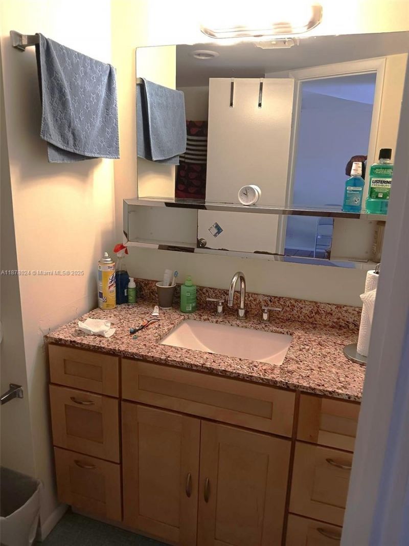 3545 NE 166th St, Unit 304, North Miami Beach, FL 33160 Photo