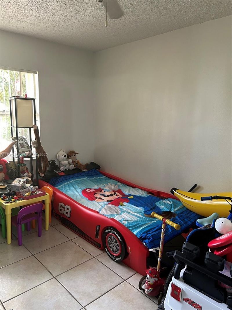17901 NW 68th Ave, Unit T101, Hialeah, FL 33015 Photo