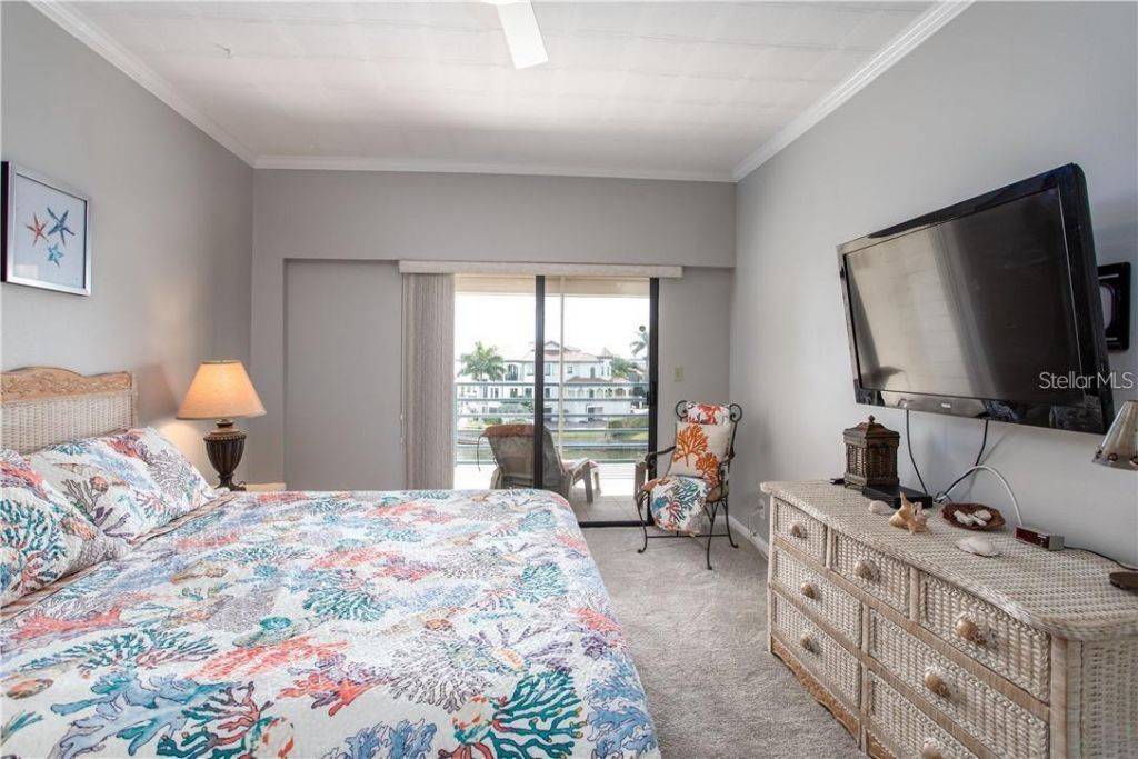 363 Pinellas Bayway S, Unit 50, Tierra Verde, FL 33715 Photo