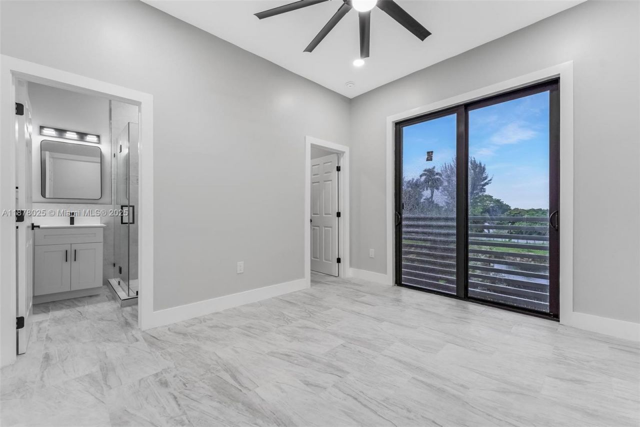 1962 NW 107th St, Unit 1958, Miami, FL 33167 Photo