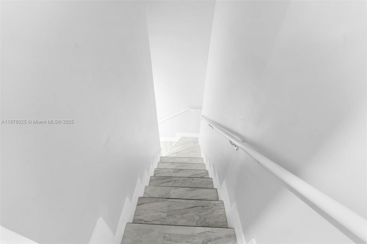 1962 NW 107th St, Unit 1958, Miami, FL 33167 Photo