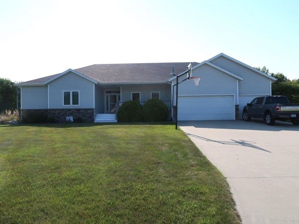 1101 Southcreek Avenue, Glyndon, MN 56547
