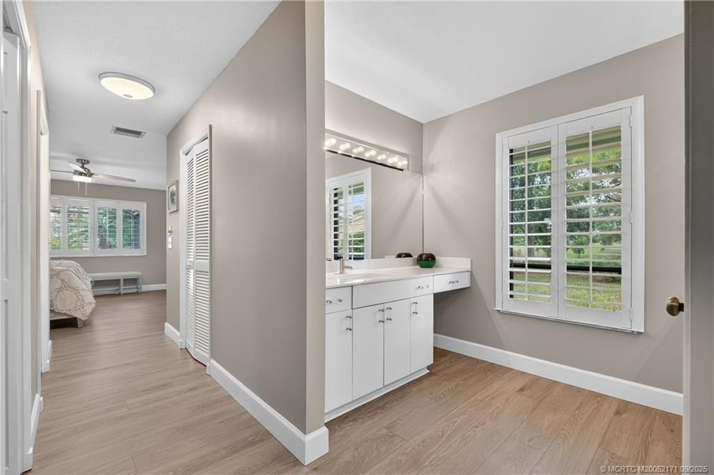 2120 NW Greenbriar Lane, Palm City, FL 34990 Photo