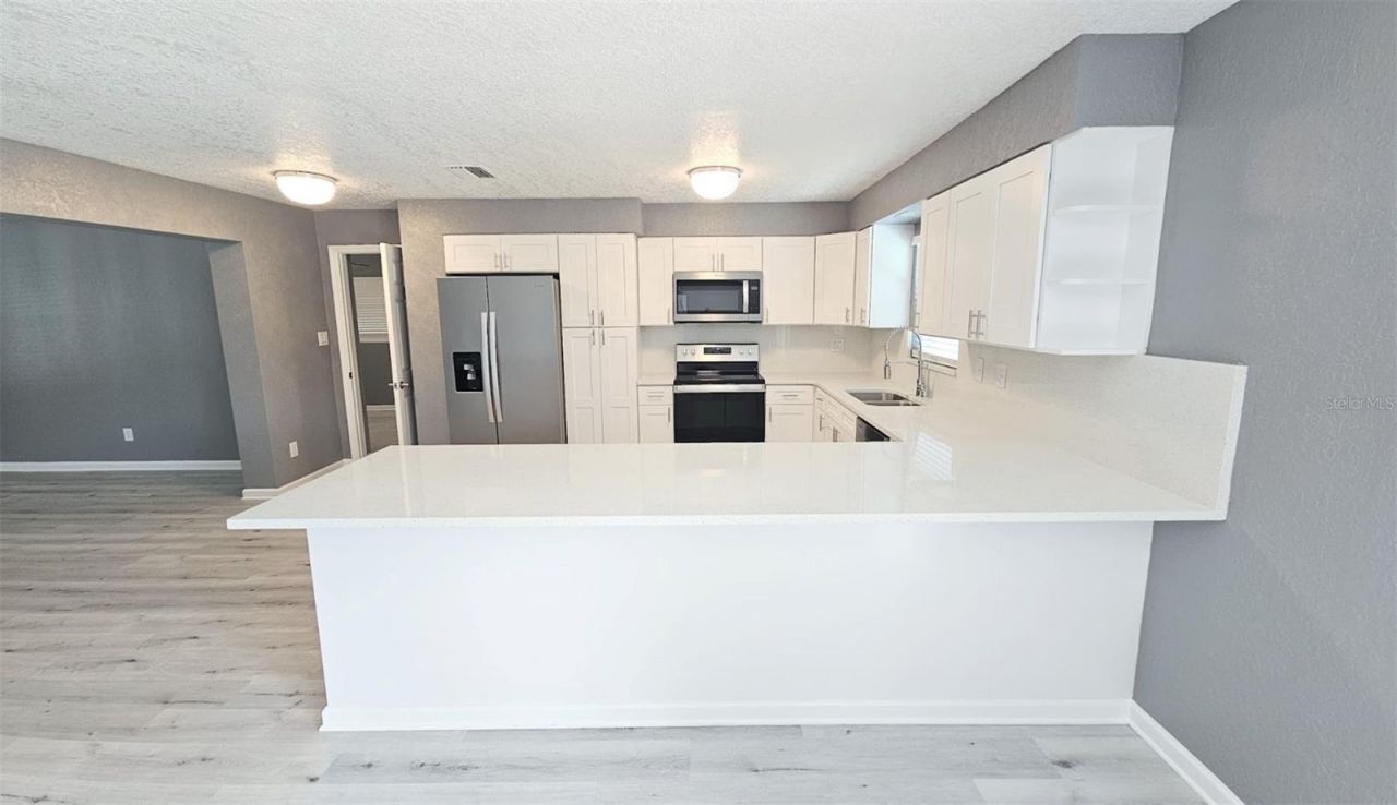 5551 Fairway Drive, Ridge Manor, FL 33523 Photo