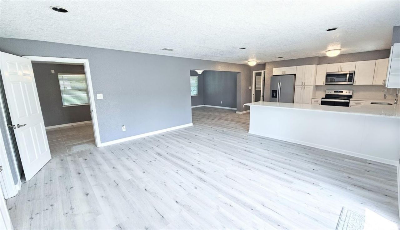 5551 Fairway Drive, Ridge Manor, FL 33523 Photo