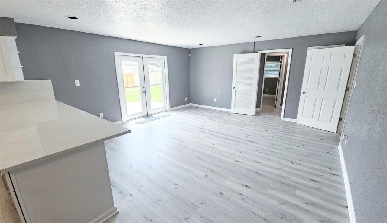 5551 Fairway Drive, Ridge Manor, FL 33523 Photo