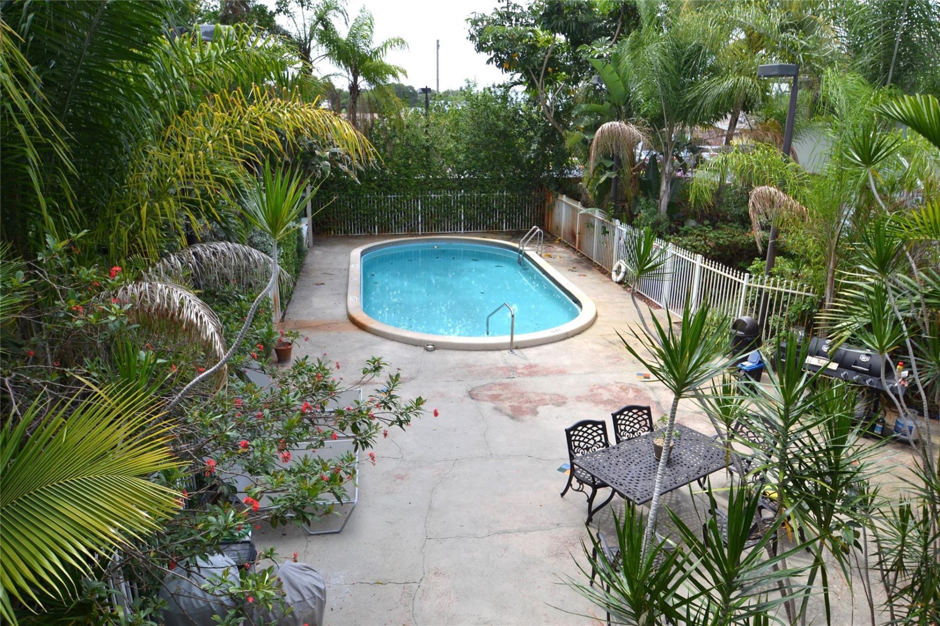 1423 Holly Heights Drive, Unit 13, Fort Lauderdale, FL 33304 Photo