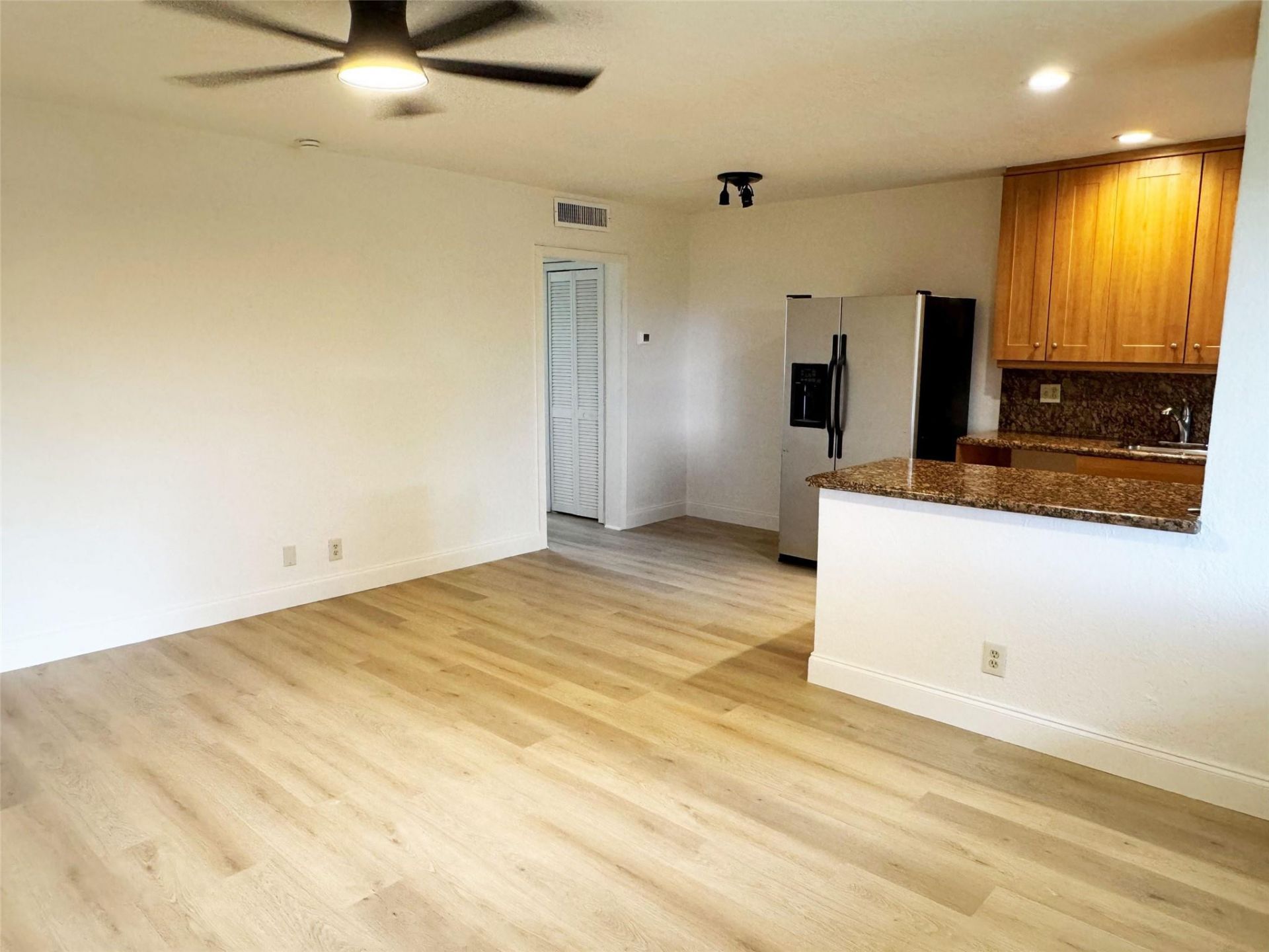 1423 Holly Heights Drive, Unit 13, Fort Lauderdale, FL 33304 Photo