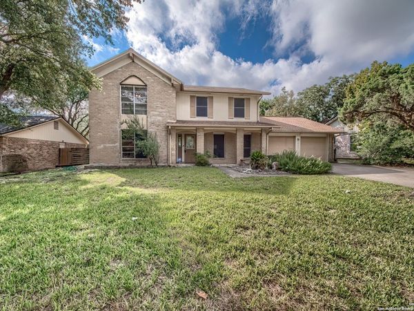 8326 Delphian, Universal City, TX 78148