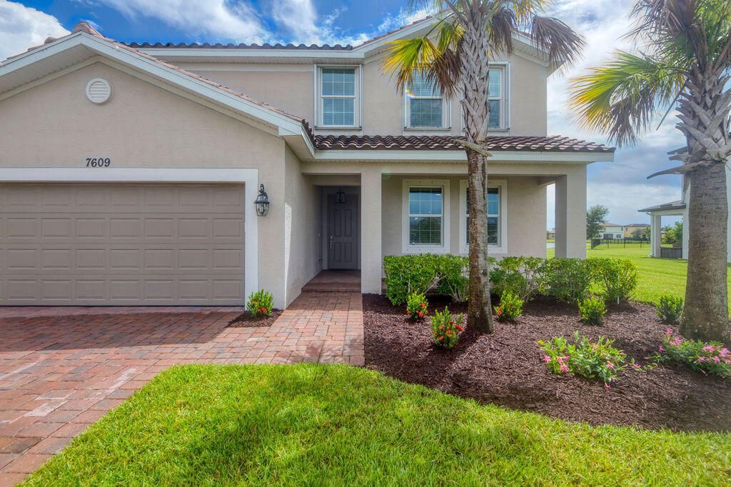 7609 NW Archerfield Drive, Port Saint Lucie, FL 34987 Photo