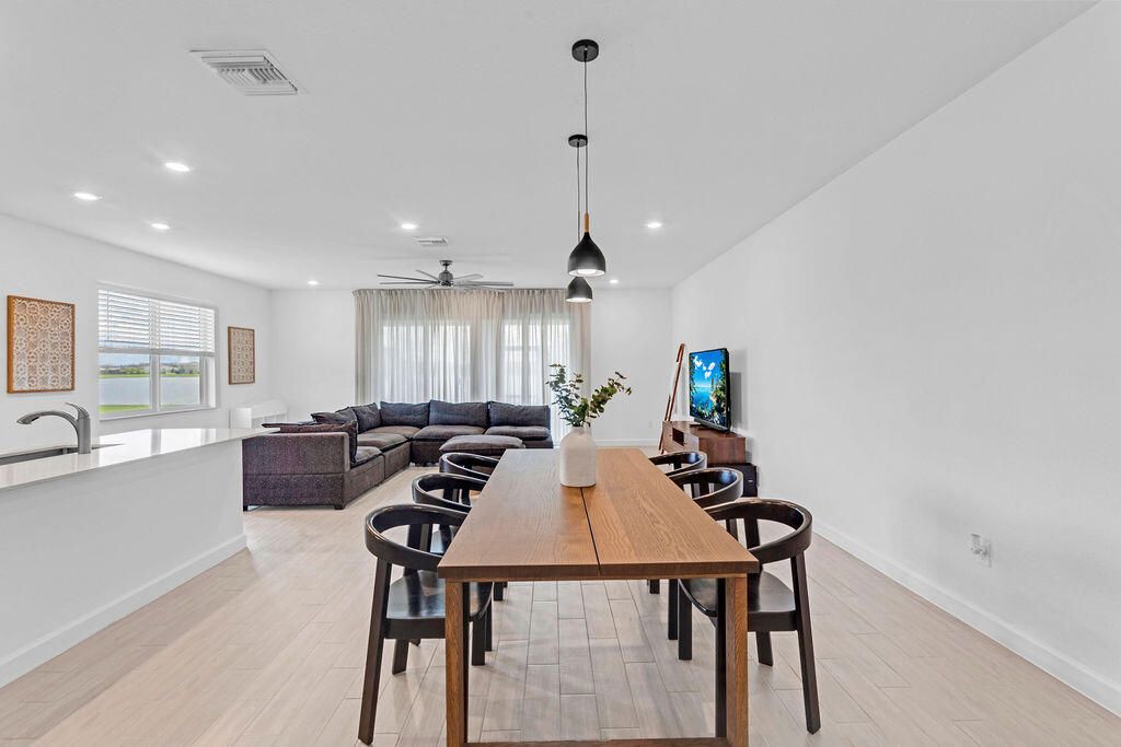 7609 NW Archerfield Drive, Port Saint Lucie, FL 34987 Photo