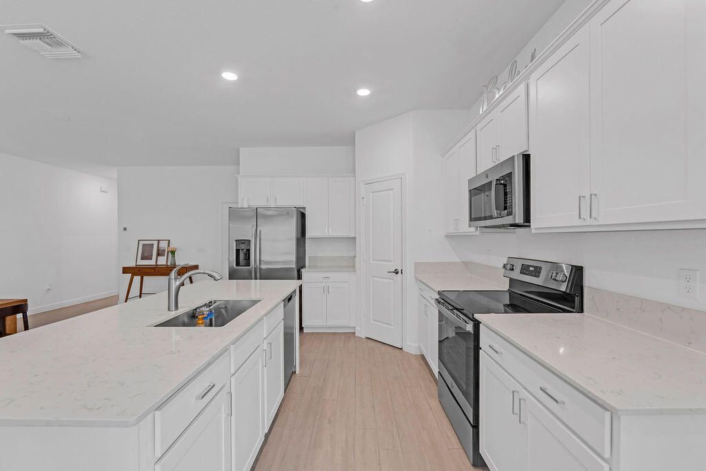 7609 NW Archerfield Drive, Port Saint Lucie, FL 34987 Photo