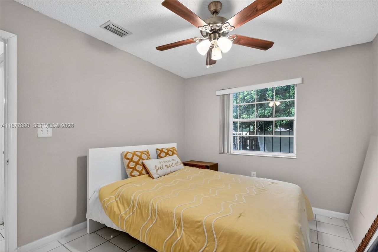 20314 NW 36th Ct, Miami Gardens, FL 33056 Photo