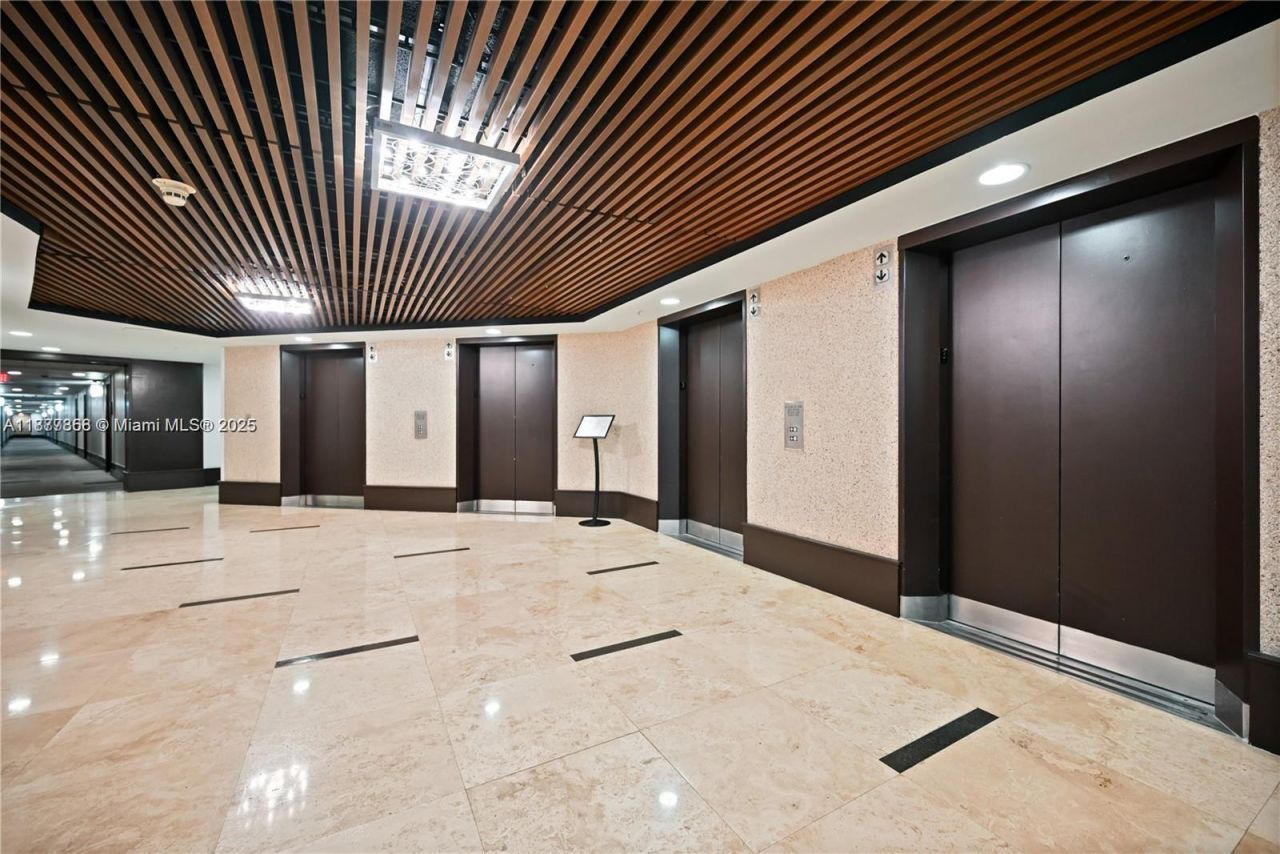 1500 Bay Rd, Unit 328S, Miami Beach, FL 33139 Photo