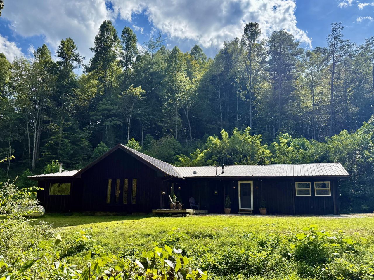 1912 Bryant Fork, Ezel, KY 41425 Main Photo